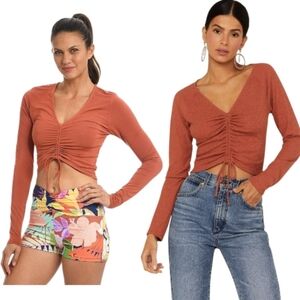 NWT Citrus Shirred Front Top Rust Long Sleeve Ruched V-Neck sz L